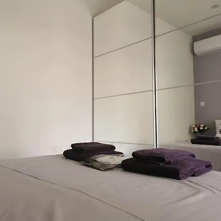 κομψό 2 υπνοδωματίων Apartment