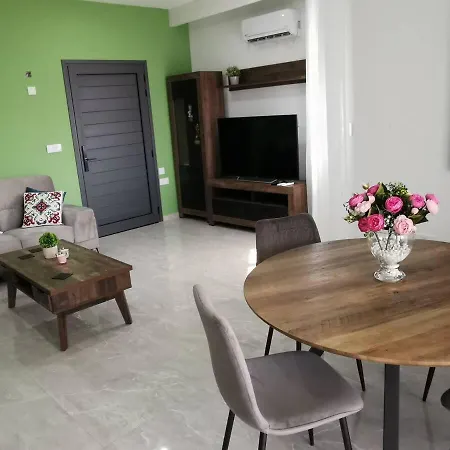 κομψό 2 υπνοδωματίων Apartment *